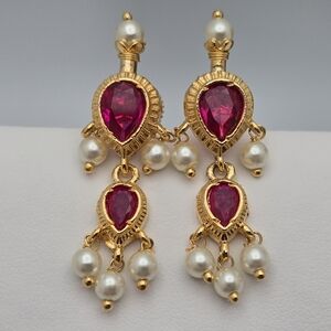 ✨2/$10✨Traditional Red Stone & Faux Pearl Dangle Earrings Gold-Tone